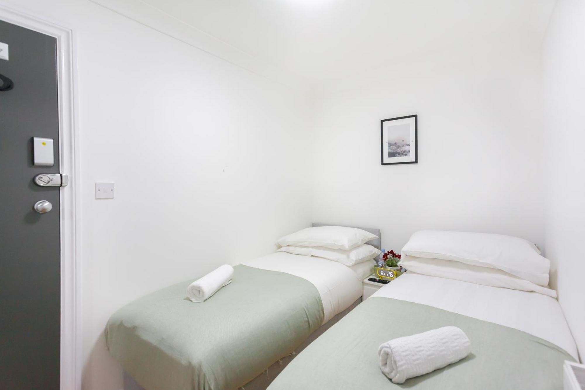 Studio9 Rooms - Next To Emirates Stadium - Budget Rooms With Shared Bathroom Λονδίνο Εξωτερικό φωτογραφία